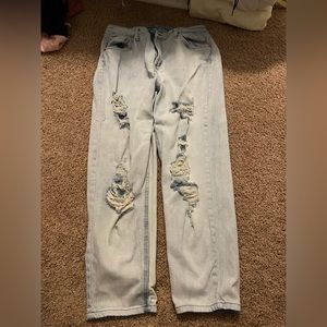 light washed mom jeans